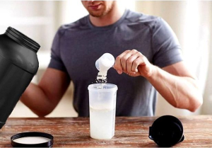 Productes de nutrició esportiva disponibles a la botiga del Gimnàs Vitea Ascó.